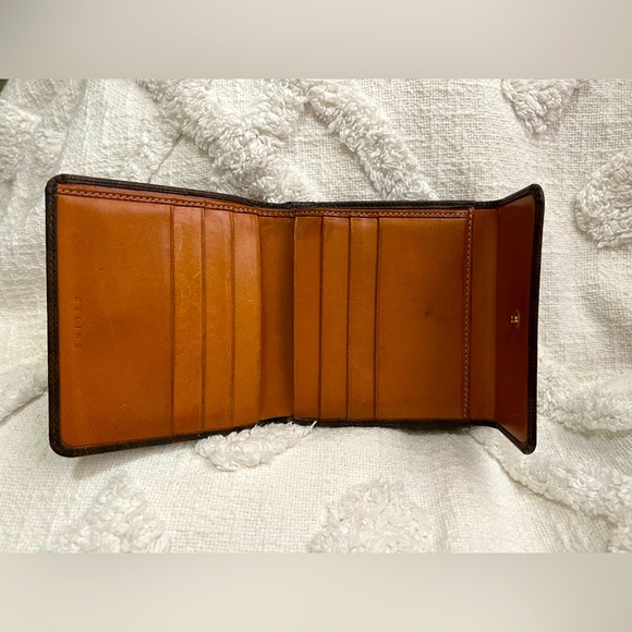 Preloved Authentic Celine compact wallet - Picture 11 of 12